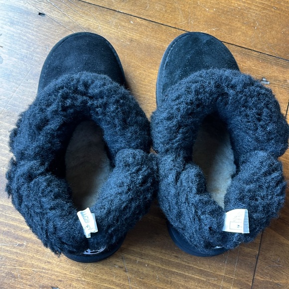Bear Paw Black Booties Sz 9 - Picture 13 of 14
